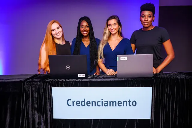 BR MED — Festa de 15 anos, registro 12 do projeto